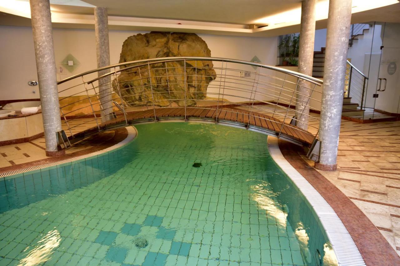 Hotel Krone Брунико Экстерьер фото