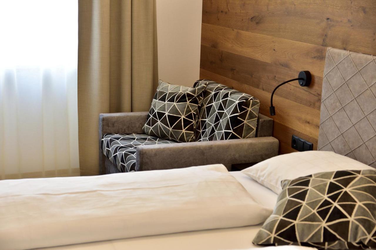 Hotel Krone Брунико Экстерьер фото